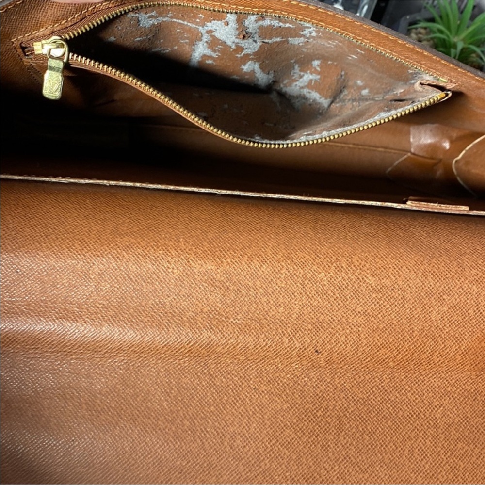 Louis Vuitton unisex briefcase, canvas monogram
💯 % authentic - Picture 12 of 17